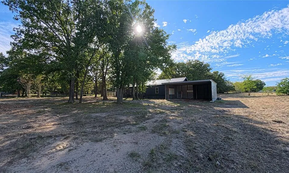 913 Sundance Dr
