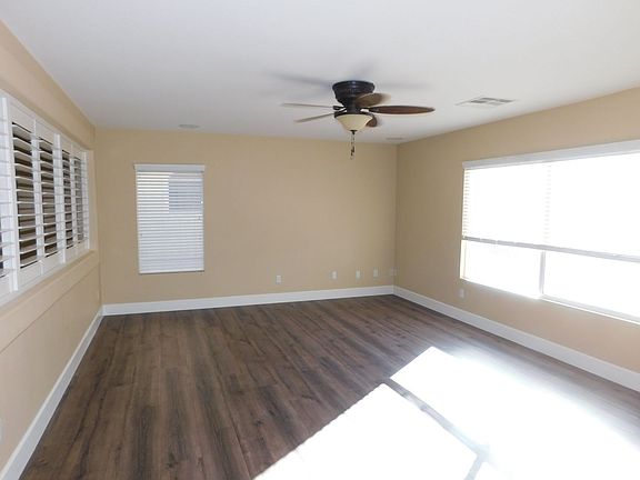 5th image of 10855 Carberry Hill St