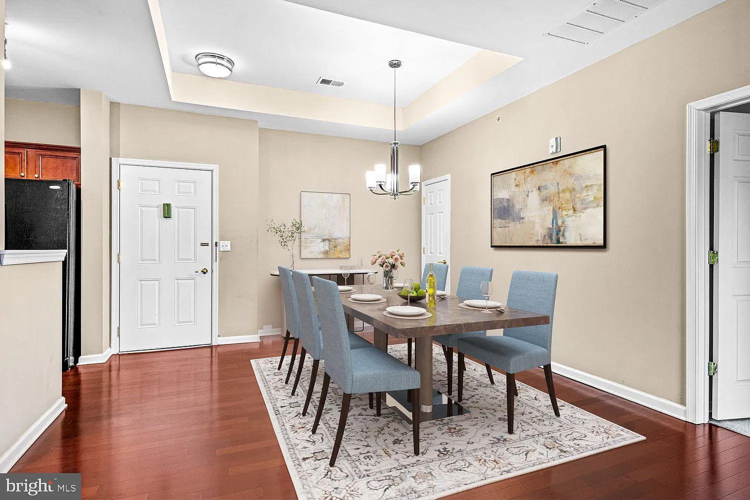 2 bed, 2.0 bath, 1215 sqft, $2,795 — Photo 4