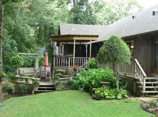 1210 Cambridge Cir, Benton, AR 72019