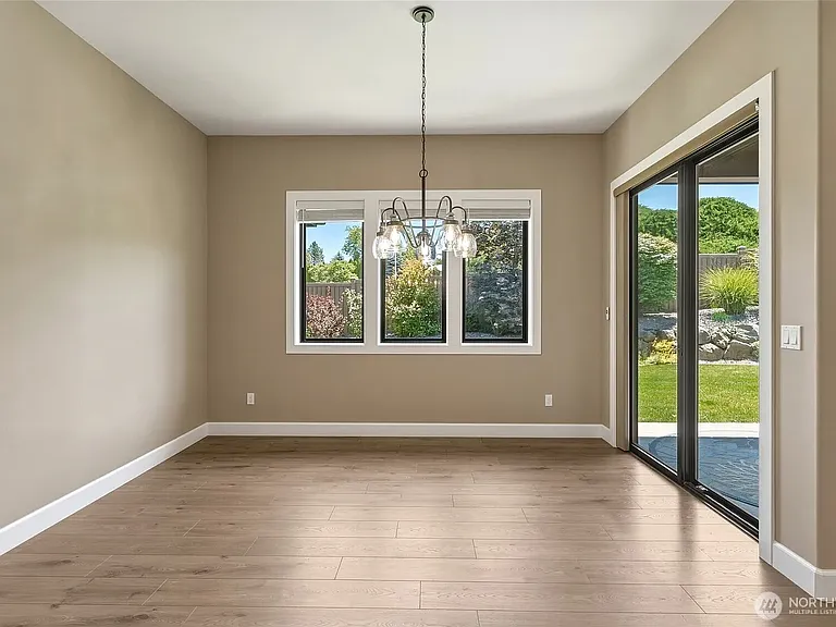 2643 Molten Ct — Photo 33