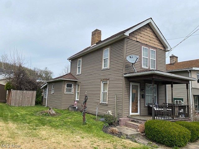 1st image of 810 Daniels St