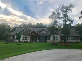 3780 Bridges Ct, Aubrey, TX 76227