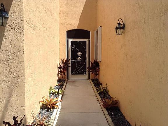 4th image of 2485 N Coral Trace Cir