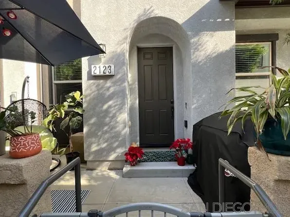 2123 Solara Ln, Vista, CA 92081