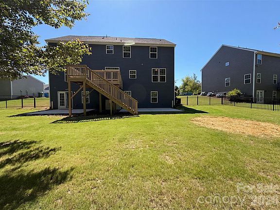 5th image of 1563 Callahan Rd