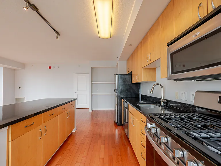 475 K St NW #809 — Photo 9