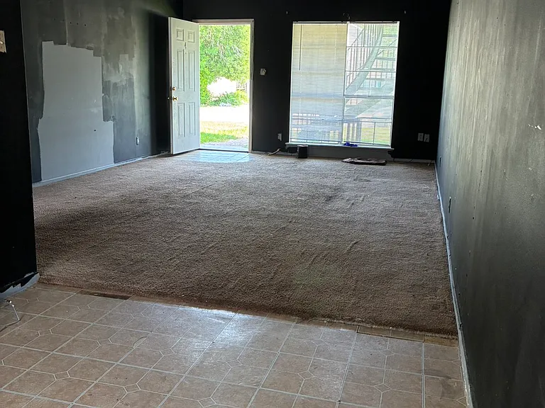 2922 North Ave #4 — Photo 3