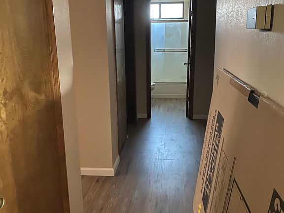 3rd image of 1100 El Toro Dr