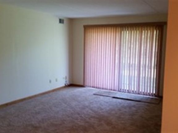 4th image of 11045 Theresa Cir