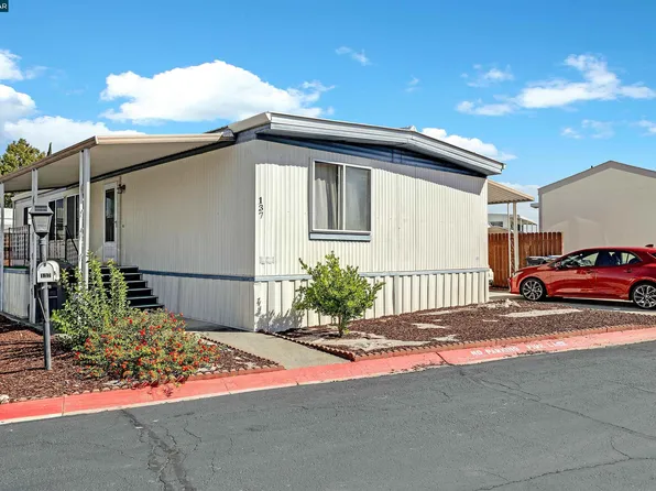 137 Valencia Dr, Fairfield, CA 94533
