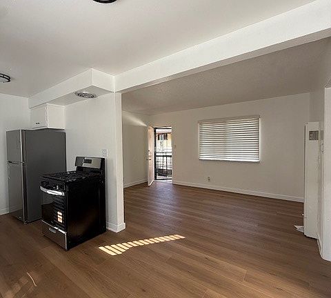 3rd image of 8317 S Western Ave #11528602
