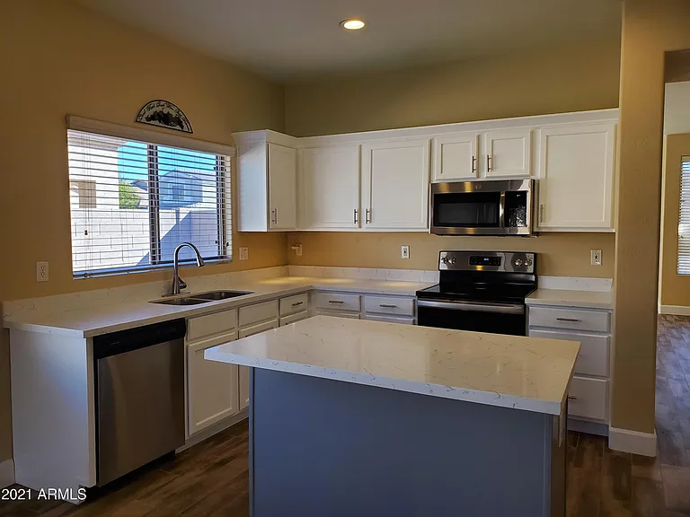 2056 E Riviera Dr — Photo 14