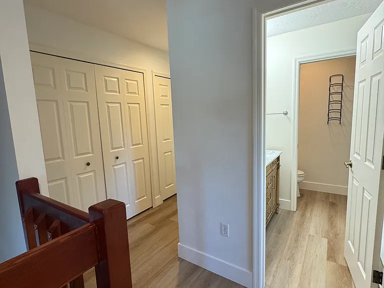 601 Shetland Cir — Photo 31