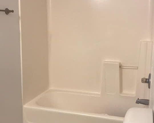 4th image of 2501 Danielle Ln #1