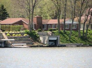 616 E Terrace Bay Ct, Monticello, IN 47960