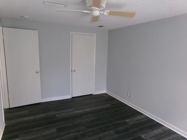 218 Lamplighter Cir — Photo 9