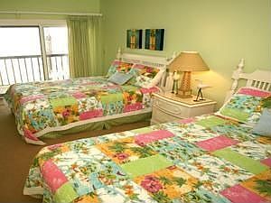 4th image of 247 S Sea Pines Dr APT 1841