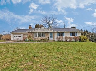 26 E View Dr, Little Compton, RI 02837