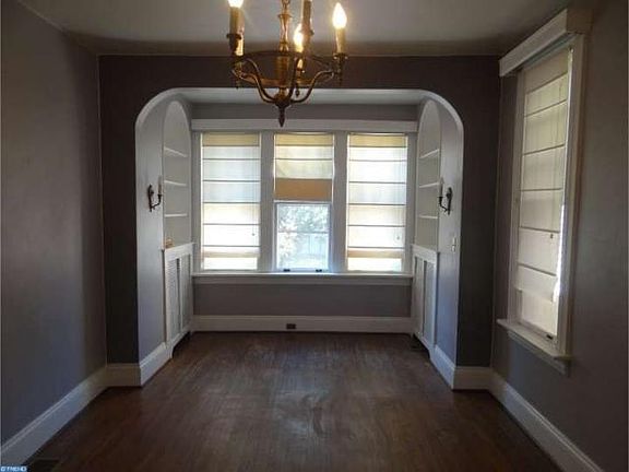 4th image of 42 Saint John St