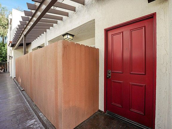 Front unit door entry