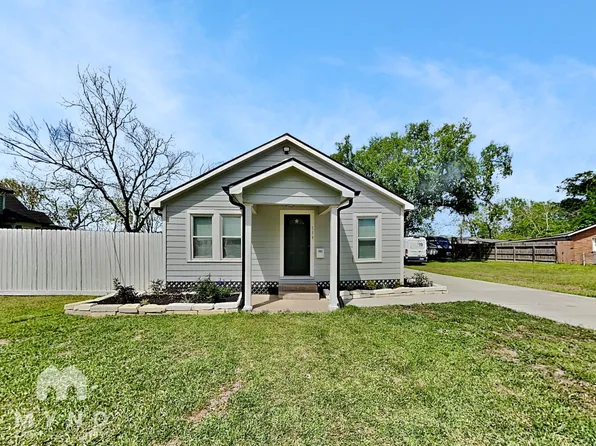 119 E Dumble St, Alvin, TX 77511