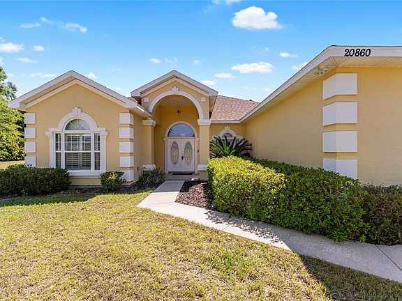 4th image of 20860 SW 36th St