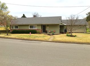 631 McDonough St, Saint Charles, MO 63301