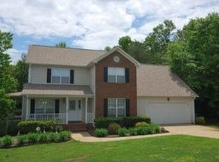 215 Doral Ct, Spartanburg, SC 29301