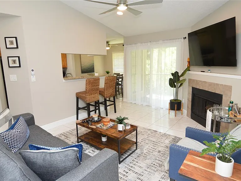8752 Mallard Reserve Dr #203 — Photo 17