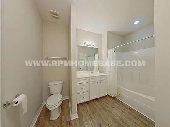 5th image of 498 Lakeview St