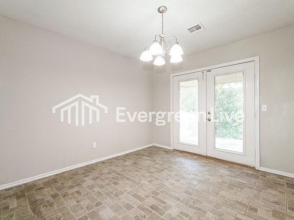 4th image of 2837 Green Canyon Dr