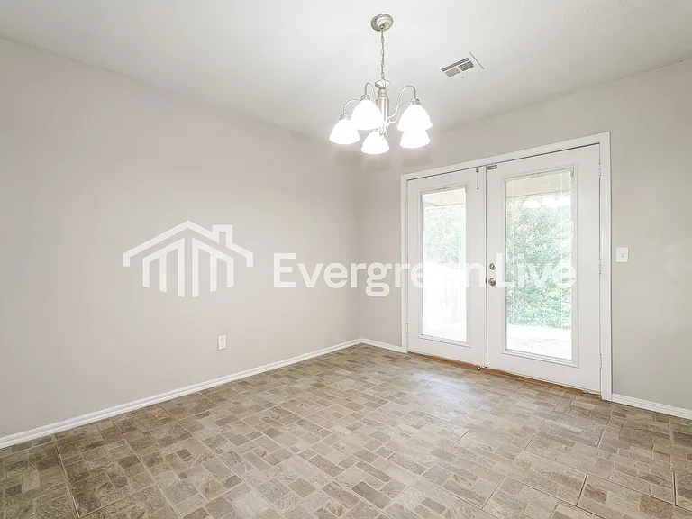 2837 Green Canyon Dr — Photo 4