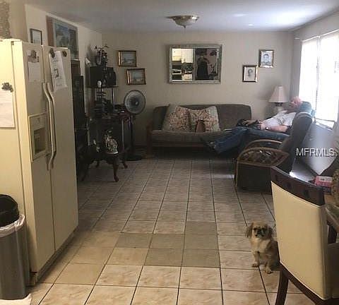 4th image of 4503 W Fern St