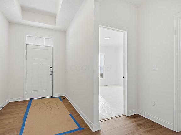 4th image of 1533 Maple Heights Dr
