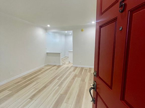 2nd image of 1519 Armacost Ave APT 5