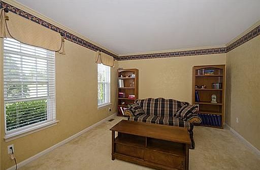 5th image of 3228 Sandhill Dr