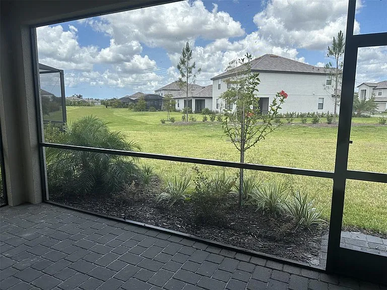 15161 Serene Shores Loop — Photo 27