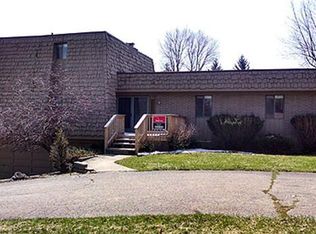 6985 Allen Hill Ct, Clarkston, MI 48348