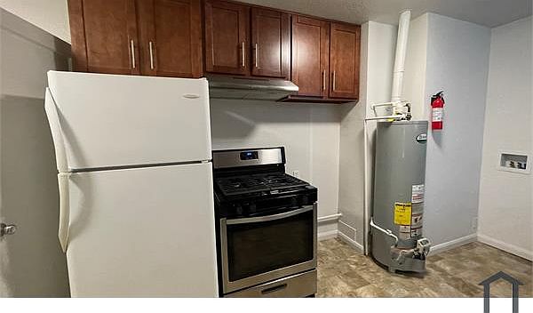 1st image of 7222 Fresno St