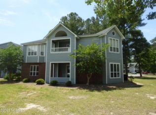 108 Breezewood Dr APT D, Greenville, NC 27858