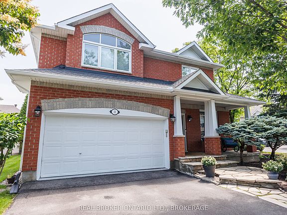 2nd image of 11 Redbridge Cres