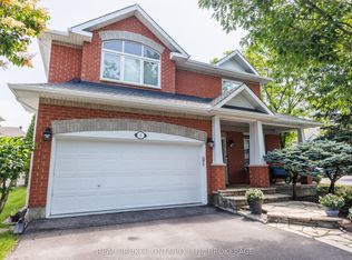 11 Redbridge Cres, Ottawa, ON K2J4Y7