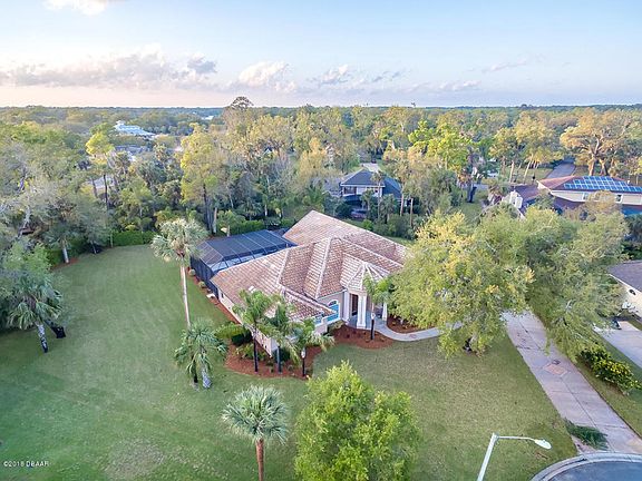 3rd image of 10 Coquina Stone Ln