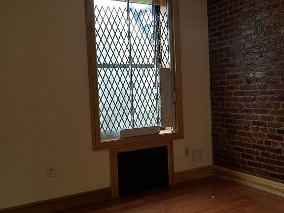 4th image of 1571 Undercliff Ave #4F