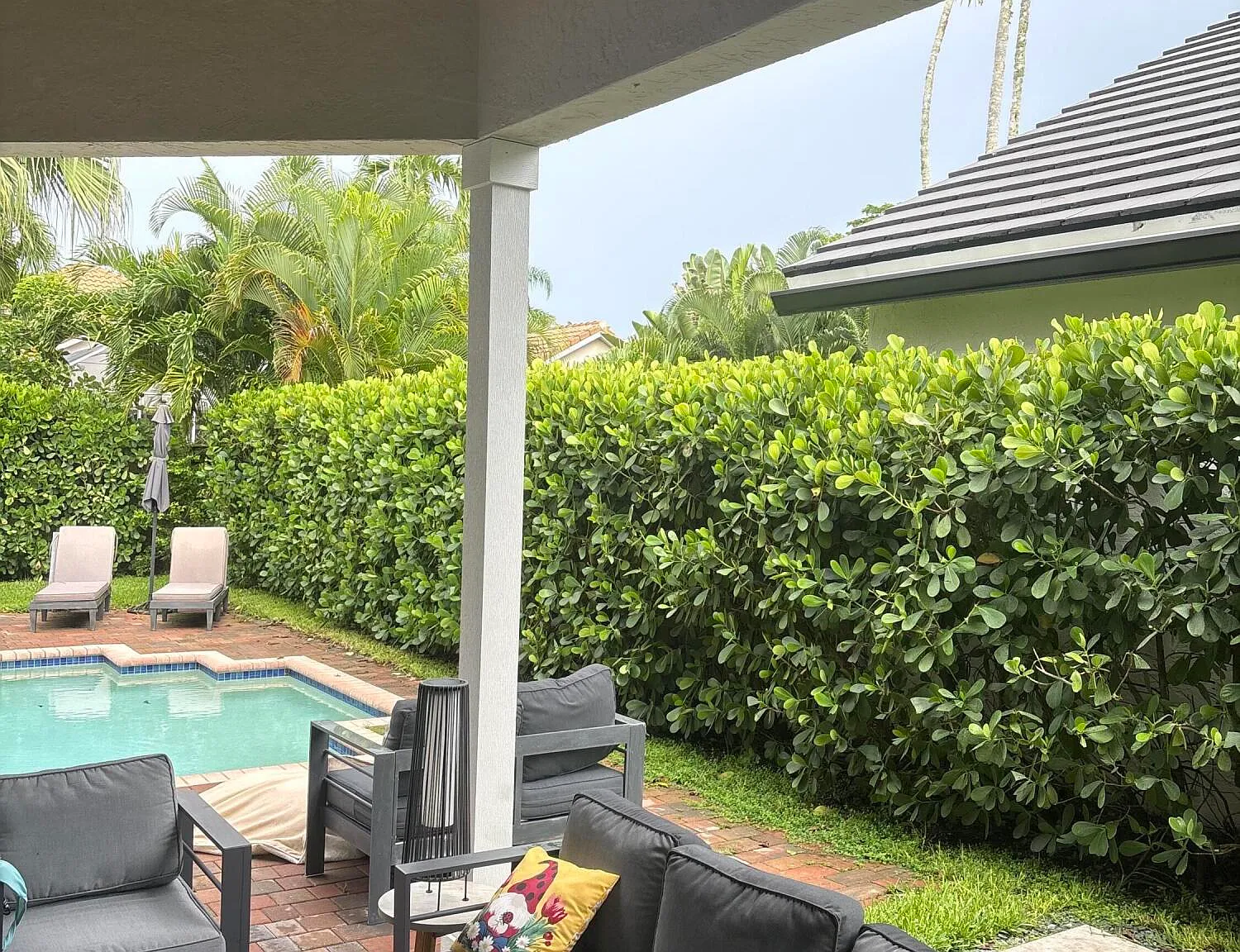 3 bed, 2.5 bath, 1689 sqft, $12,000 — Photo 1