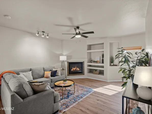 286 E Camino Rancho Seguro, Sahuarita, AZ 85629