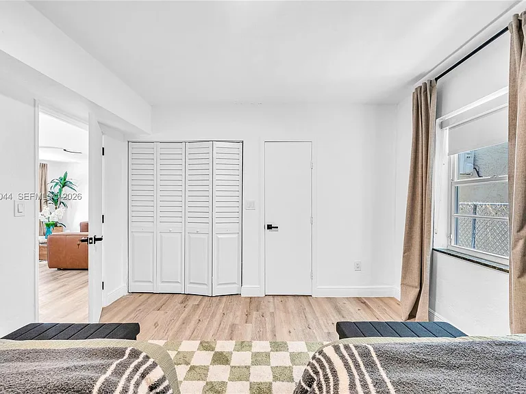 426 NE 26th St #1 — Photo 33
