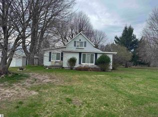 8641 Us Highway 31 N, Williamsburg, MI 49690