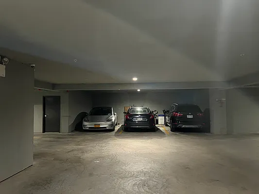 Rented by ABCO Commercial Properties, LLC | media 27